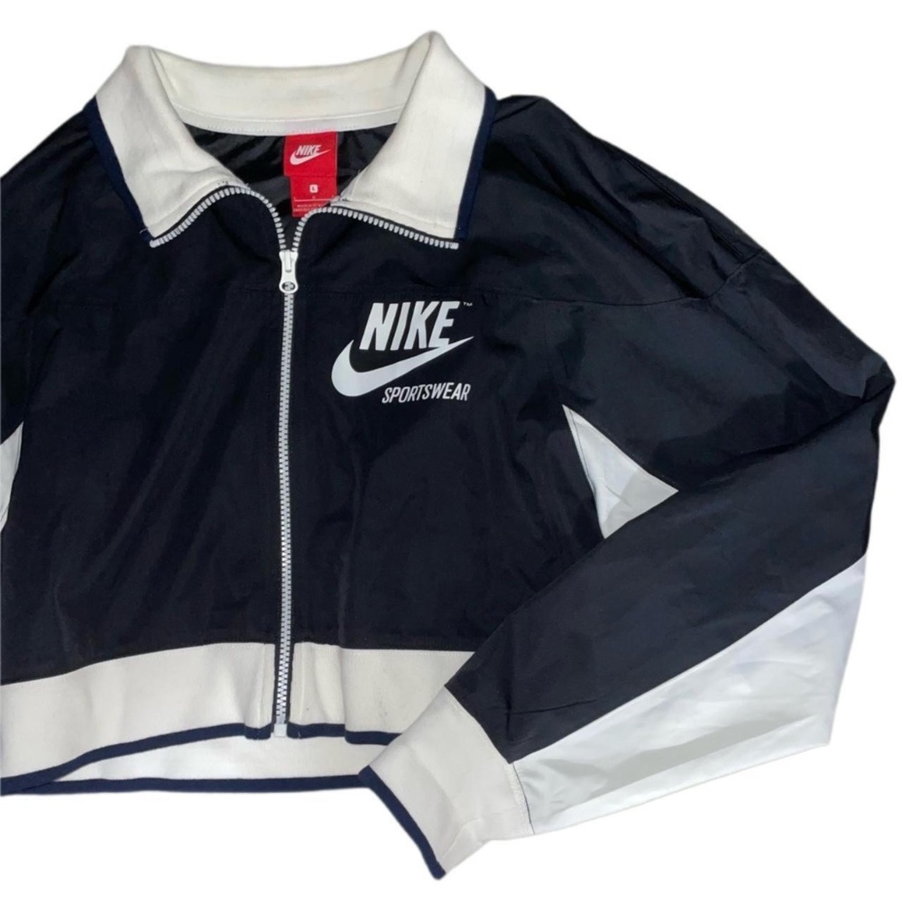 Nike Sportswear cropped windbreaker